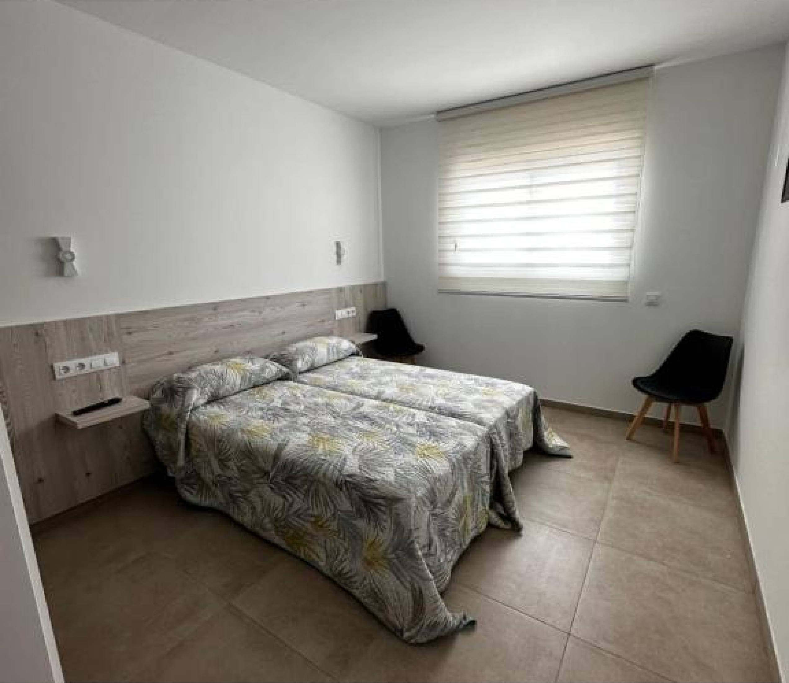 Contenedor (12)